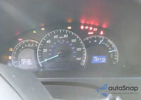 2013 Toyota Camry Xle V6 z USA, uszkodzony, nr VIN 4T1BK1FK3DU534556